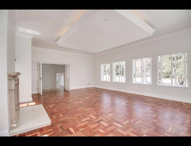 5 BEDROOM HOUSE FOR SALE IN DAINFERN GOLF ESTATE